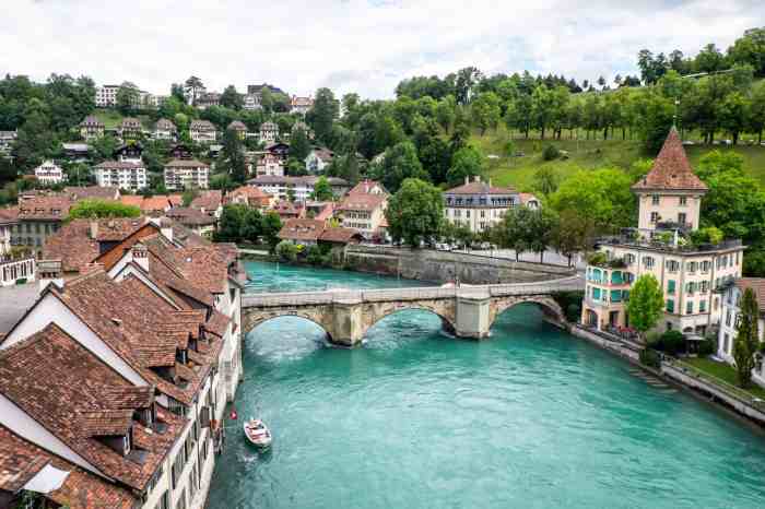 Switzerland bern places visit cool travel berne city old beautiful tourist choose board vacation journey trip